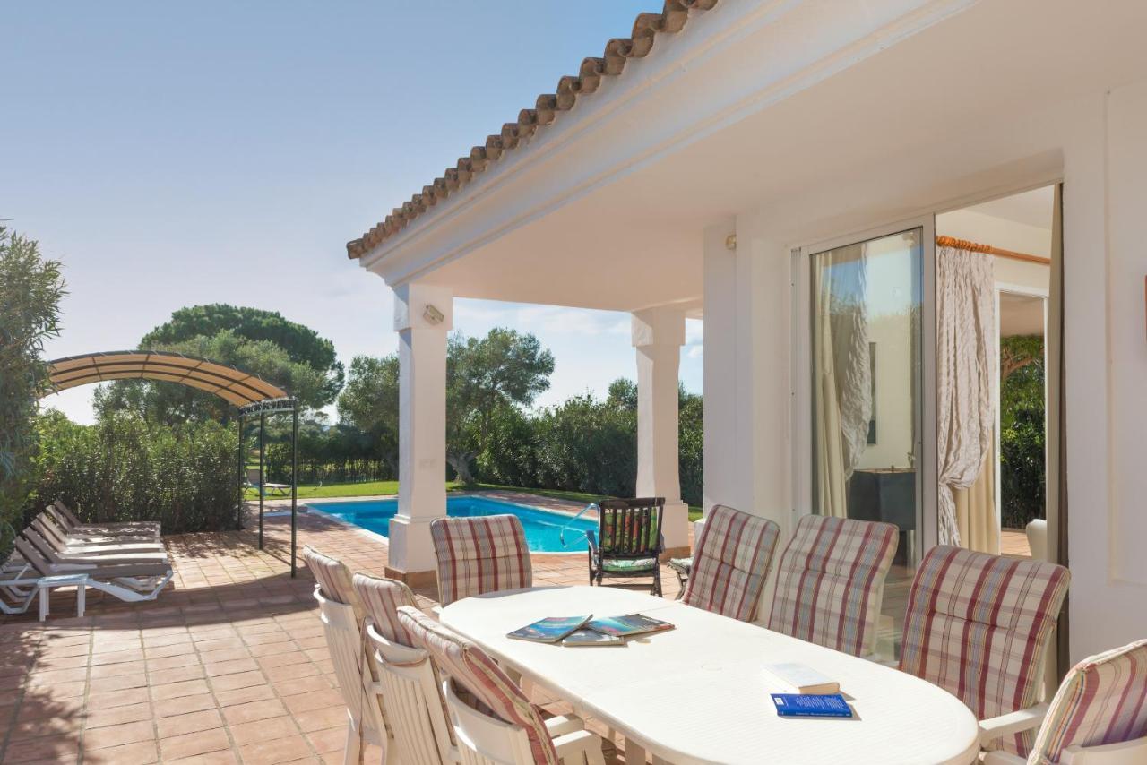 Resort Villas Andalucia 베날룹카싸스비에야스 외부 사진