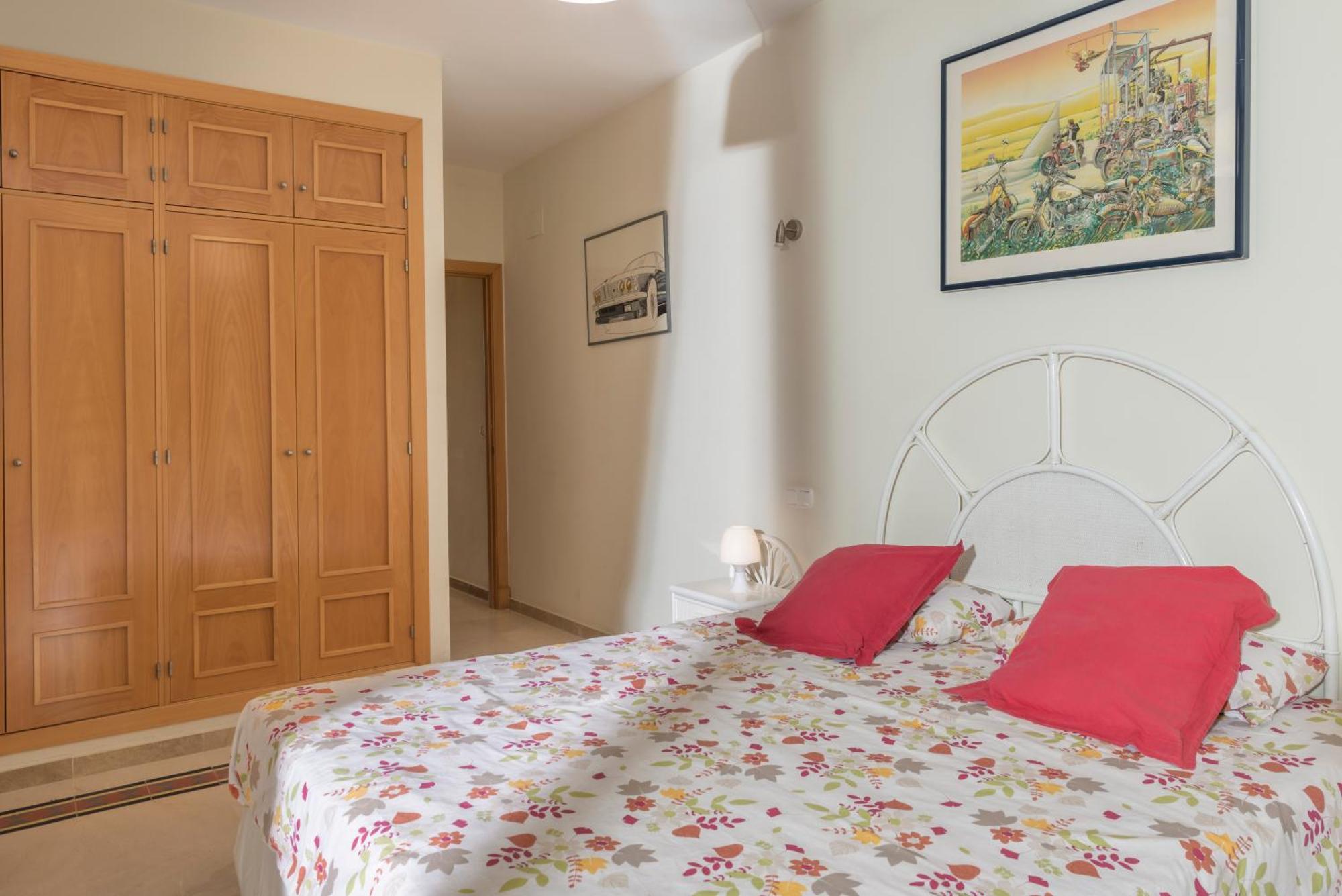 Resort Villas Andalucia 베날룹카싸스비에야스 외부 사진