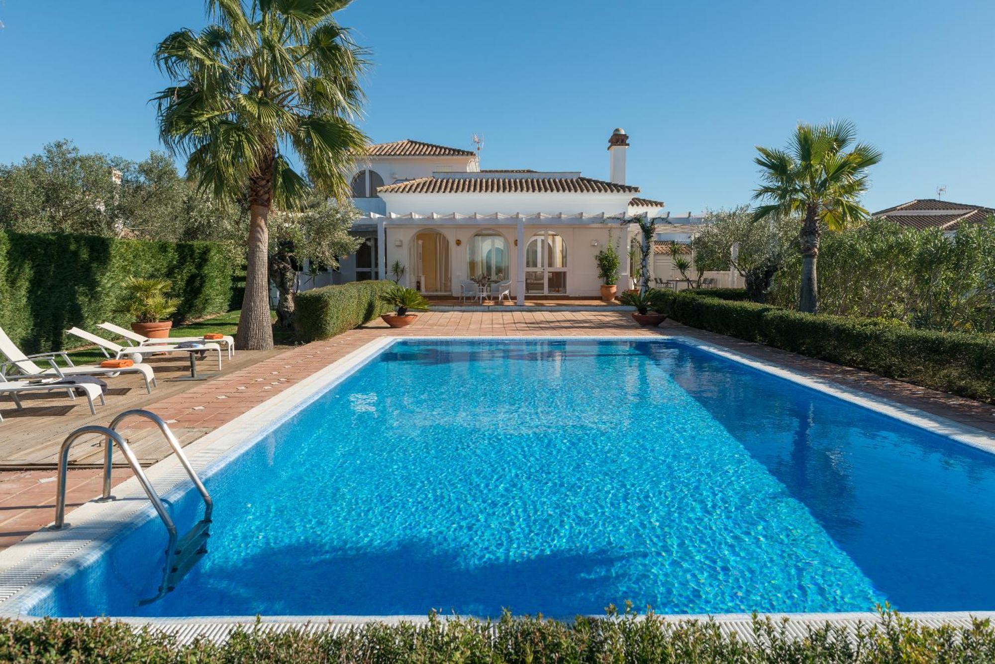 Resort Villas Andalucia 베날룹카싸스비에야스 객실 사진